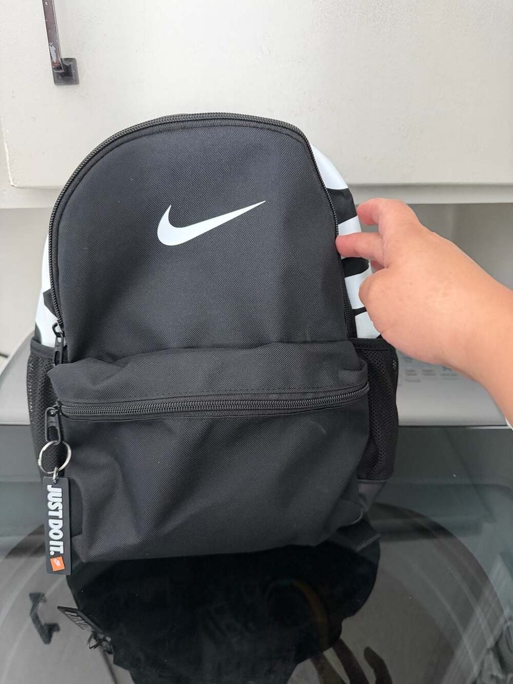 Nike Brasilia JDI Mini Backpack Black White DR6091-010